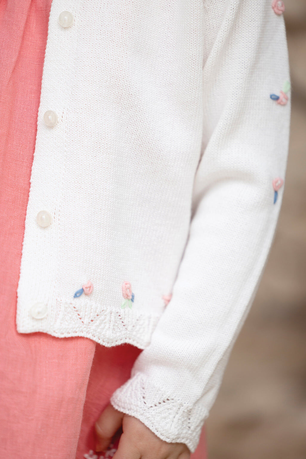 Cardigan - Mother-of-pearl Embrodery hand