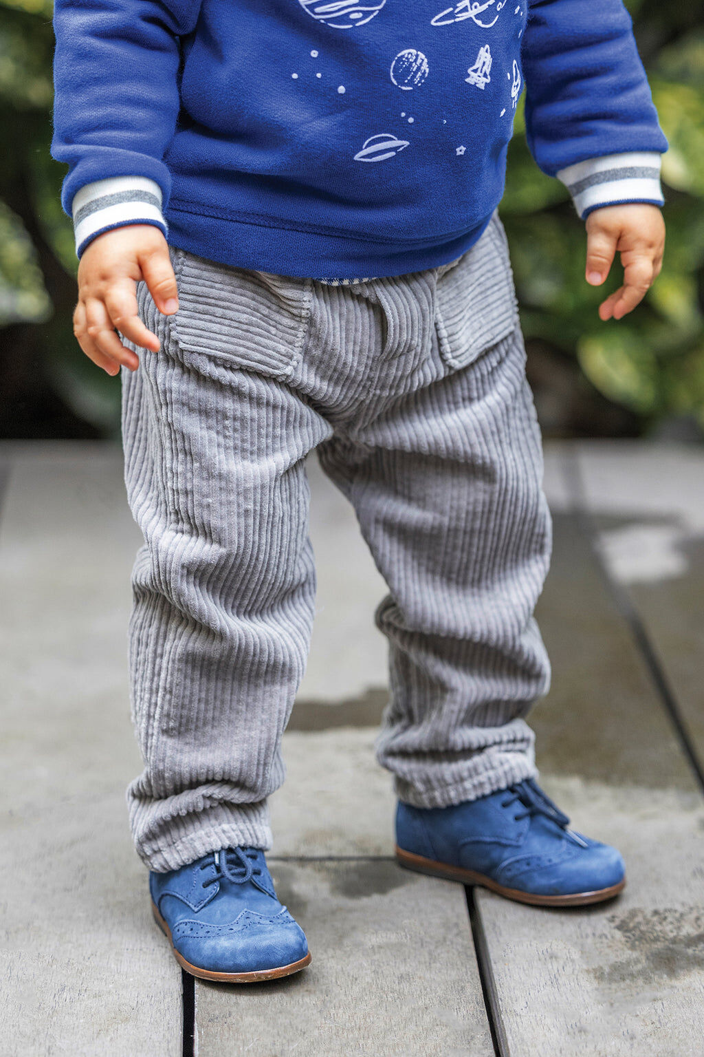 Pantalon toile découpes genoux gris bébé garçon